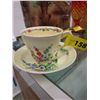 Image 6 : 3 English teacups and saucers
