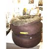 Image 1 : 2 Pet nest beds 22" dia