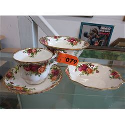 3 pieces of Royal Albert "Old Country Rose"