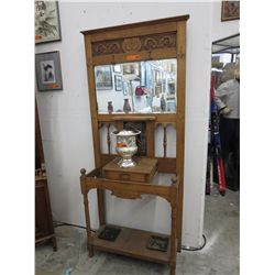 Art nouveau hallway stand, Carved back