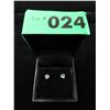 Image 2 : Blue topaz 10kt gold Princess cut stud earrings