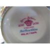 Image 2 : 14 x Royal Albert "Petit Point" china