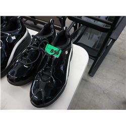 Ecko black running shoes - size 9 - Gently used