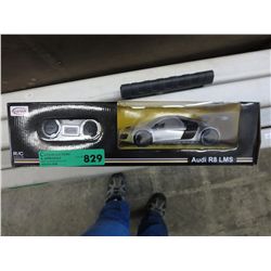 R/C scale model Audi R8