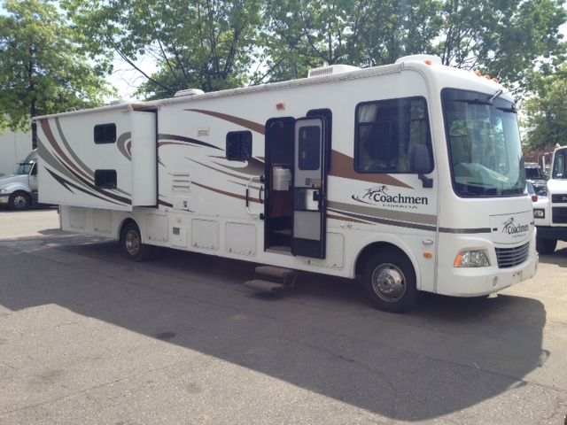 Coachmean Rv 2008 2008 FORD RV COACHMEN MIRADA MOTORHOME, CREME, VIN 1F6NF53Y080A03014 ...