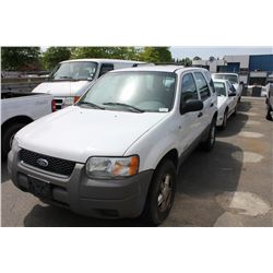 2002 FORD ESCAPE XLS, 4 DOOR SW, WHITE, VIN # 1FMYU02162KD56176
