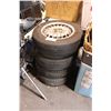 Image 1 : 4 TIRES