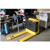 Image 1 : YALE #B827N09141A 3500 LBS ELECTRIC WALK BEHIND PALLET MOVER