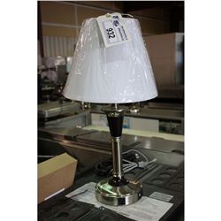 SS TABLE LAMP WITH SHADE