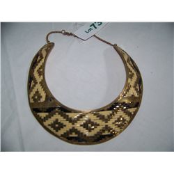 MACY'S  WOVEN METAL NECKLACE