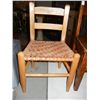 Image 1 : Sm.Rush Bottom Childs Chair