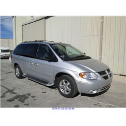 2005 - DODGE CARAVAN!  ***FINANCING AVAILABLE***
