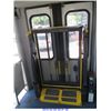 Image 8 : 2006 - CHEVROLET SHUTTLE BUS