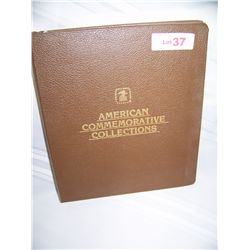 AMERICAN COMMEMORATIVE SOCIETY STAMP COLLECTIONS FOLDER WITH OVER 500 STAMPS, UNSEARCHED