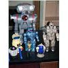 Image 2 : LOT OF (7) ASSORTED ROBOT TOYS