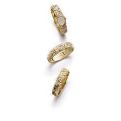 Jewels from a Private Collection BULGARI A SET OF GOLD AND DIAMOND "PARENTESI" JEWELRY Comprising...
