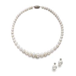 AN IMPRESSIVE SINGLE STRAND NATURAL PEARL NECKLACE AND A PAIR OF NATURAL PEARL AND DIAMOND EARCLI...