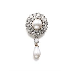 AN ANTIQUE NATURAL PEARL AND DIAMOND BROOCH PENDANT The detachable drop pearl with diamond collet...