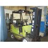 Image 1 : Clark 3,600 LB Forklift