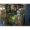 Image 9 : Clark 3,600 LB Forklift