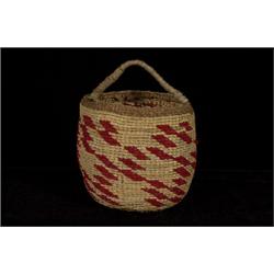 Rare Nez Perce Child's Cornhusk Root Bag 6" H.  Excellent Condition                              …