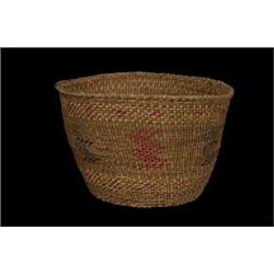 Circular Quinault Grass Basket with Lightning Bolt Design 7 1/2" D. 5" H.  Fine Condition        …