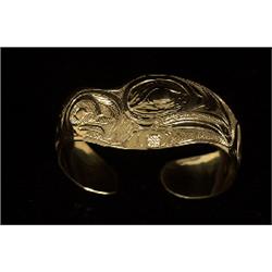 Fine 18K Richard Krentz Carved Whale Bracelet 6 1/2" L. 1" W.  Excellent Condition               …