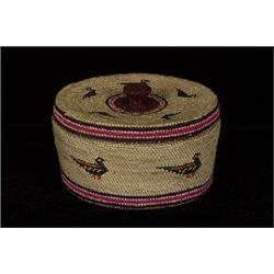 Nuu-chah-nulth Finely Woven Fully Imbricated Lidded Basket with Duck Motif 3 3/4" D.  Fine Condit…
