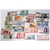Image 1 : LOT OF 20 MIXED FOREIGN BANK NOTES