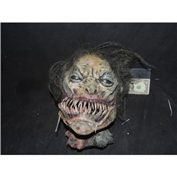 ALIEN CREEPY ZOMBIE CREATURE ANIMATRONIC HEAD