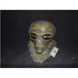ARIANA GRANDE SCREEN USED ALIEN MASK FROM BREAK FREE VIDEO
