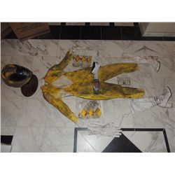 MIGHTY MORPHIN POWER RANGERS SCREEN USED YELLOW RANGER SUIT FROM PILOT COMPLETE