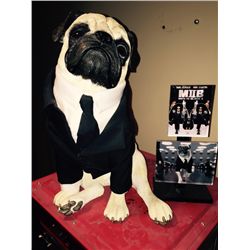 MEN IN BLACK REPLICA FRANK THE PUG DISPLAY