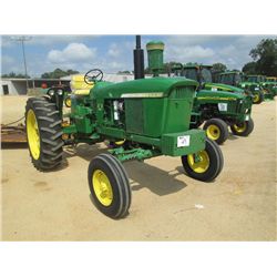 JOHN DEERE 4010 FARM TRACTOR, S/N 21T13190, PTO, 3 PT HITCH, 1 REMOTE, 15.5X38 TIRES