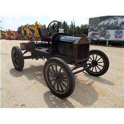 FORD MODEL T DOODLE BUG, S/N 1077854, 4 CYL GAS ENG, MANUAL TRANS, WOOD SPOKES