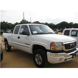 2007 GMC SIERRA 2500 HD CREW CAB PICKUP, S/N 1GTHC29U27E193826, V8 GAS, A/T, ODOMETER READING 192,64