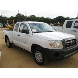 2008 TOYOTA TACOMA CREW CAB PICKUP, S/N 5TETX22N08Z592279, 4 CYL, GAS, A/T, ODOMETER READING 117,801