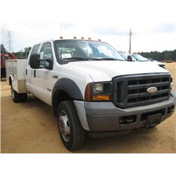 2006 FORD F550 4X4 CREW CAB SERVICE TRUCK, S/N 1FDAW57P36EA57139, POWERSTROKE DIESEL ENG, A/T, KNAPH