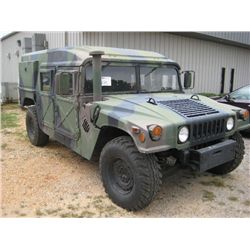 1990 AM GENERAL M-998 CREW CAB HUMVEE, S/N 103694, 6.2L GM DIESEL, GM 3L80 A/T, HARD TOP