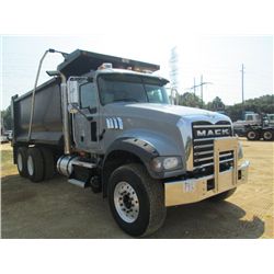 2009 MACK GU713 T/A DUMP, S/N 1M2AX09C39M006051, 425 HP MACK MP8 DIESEL ENG, 10 SPD TRANS, 44K REARS