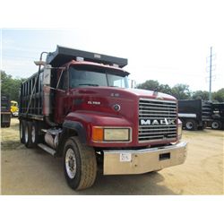 1997 MACK CL713 TRI-AXLE DUMP, S/N 1MZAD62C3VW005325, E7 427 MACK DIESEL ENG, 10 SPD TRANS, 46K REAR