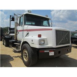 1999 VOLVO T/A ROLL OFF TRUCK, S/N 4VHJCBPF4XN866625, 370 HP MII CUMMINS ENG, 8LL TRANS, 44K REARS, 