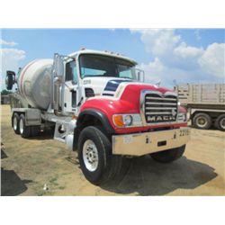 2003 MACK CV513 T/A MIXER, S/N 1M2A602C43M001491, AI 400 HP DIESEL ENG, 8LL TRANS, 38K REARS, 20K FR