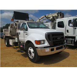 2004 FORD F750 S/A ASPHALT TRUCK, S/N 3FRXF76334V590072, 230 HP CAT DIESEL ENG, A/T, 33,000 GVW HYD 