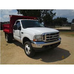 2004 FORD F550 XL 4X4 S/A DUMP, S/N 1FDAF57P34EC54048, DIESEL ENG, A/T, 8' DUMP BODY, ODOMETER READI