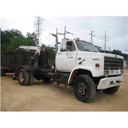1981 CHEVROLET C6500 S/A BOOM TRUCK, S/N 1GBM7D1Y3BV100645, CAT DIESEL ENG, A/T, REAR OPERATORS STAT
