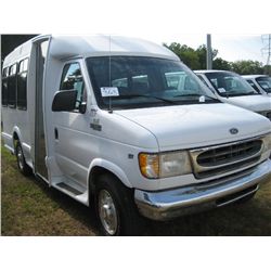 2001 FORD E350 VAN, S/N 1FDSE35L91HA80900, 15 PASSENGER, V8 GAS, A/T, ODOMETER READING 220,085 MI