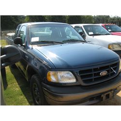 2000 FORD F150 CREW CAB PICKUP, S/N 1FTPX17L9YNA88769, V8, GAS, A/T, SIDE TOOL BOXES, ODOMETER READI