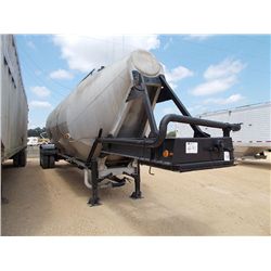 1977 FRUEHAUF PNEUMATIC TANKER TRAILER, S/N 0MY768001, SPRING SUSPENSION, 11R22.5 TIRES