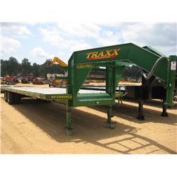 32' TRAXX GOOSENECK T/A TRAILER, S/N 4T9T3FC20E1116118 (14 YR) 5' DOVETAIL, FOLD UP RAMP, DUAL TIRES